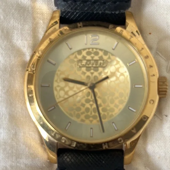 Coach | Accessories | Preowned Like New Ladies Coach Watch  display picture 3